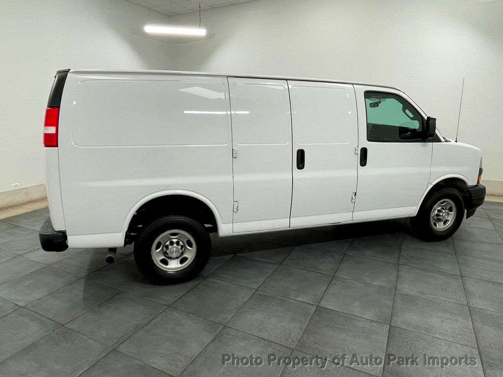 2018 Chevrolet Express Cargo Van RWD 2500 135" - 21446355 - 16