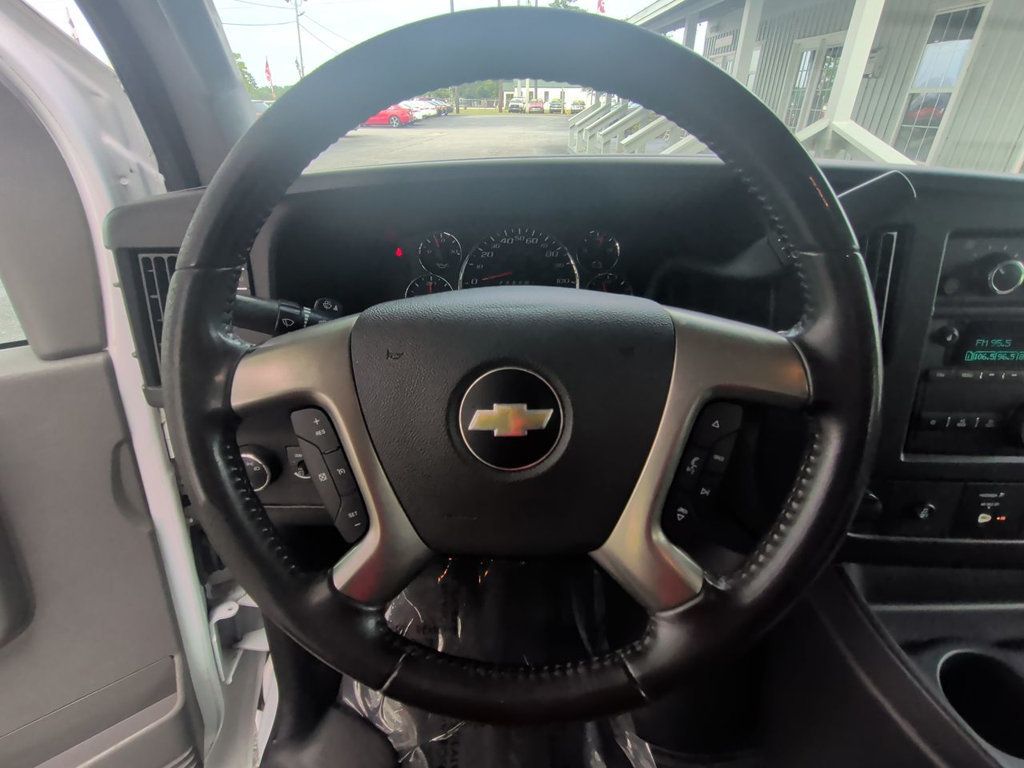 Chevrolet Express Cargo Van RWD 2500 135" photo 15