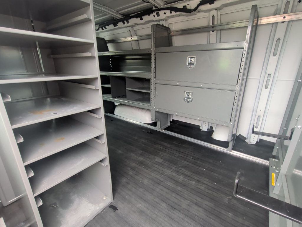 Chevrolet Express Cargo Van RWD 2500 135" photo 20
