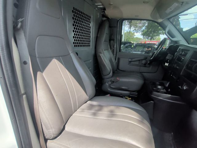 2018 Chevrolet Express Cargo Van RWD 2500 135" - 23036569 - 18