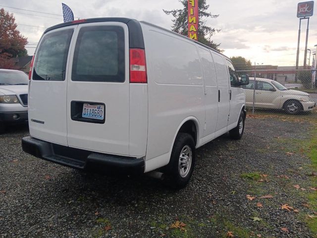 2018 Chevrolet Express Cargo Van RWD 2500 135" - 22940443 - 2
