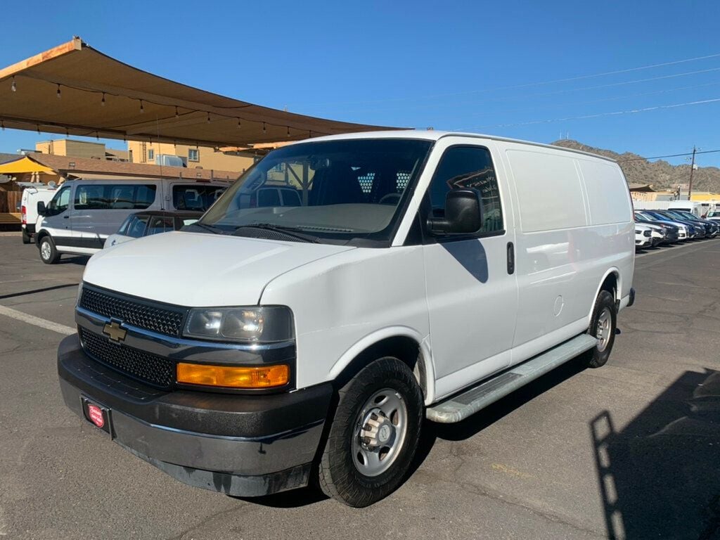 2018 Chevrolet Express Cargo Van RWD 2500 135" - 22974056 - 19