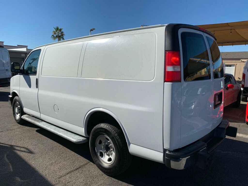 2018 Chevrolet Express Cargo Van RWD 2500 135" - 22974056 - 21