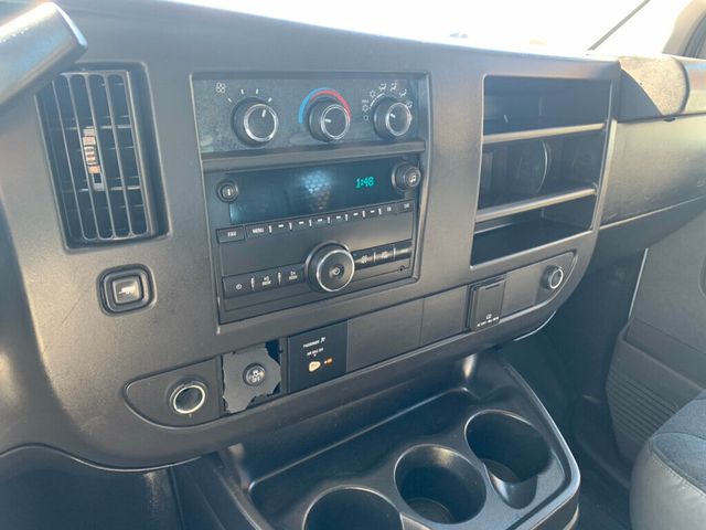 2018 Chevrolet Express Cargo Van RWD 2500 135" - 22974056 - 34