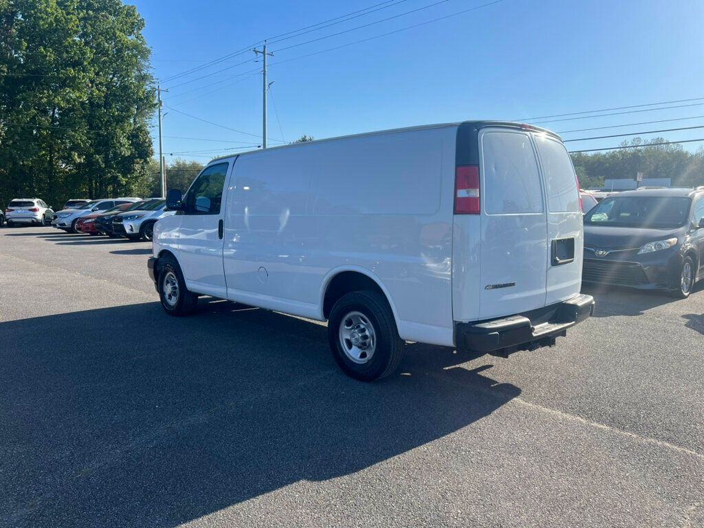 2018 Chevrolet Express Cargo Van RWD 2500 135" - 22610017 - 7