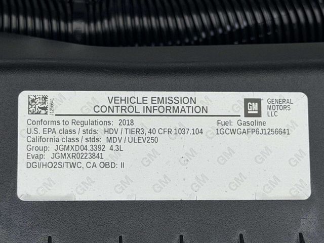 2018 Chevrolet Express Cargo Van RWD 2500 135" - 23059578 - 17