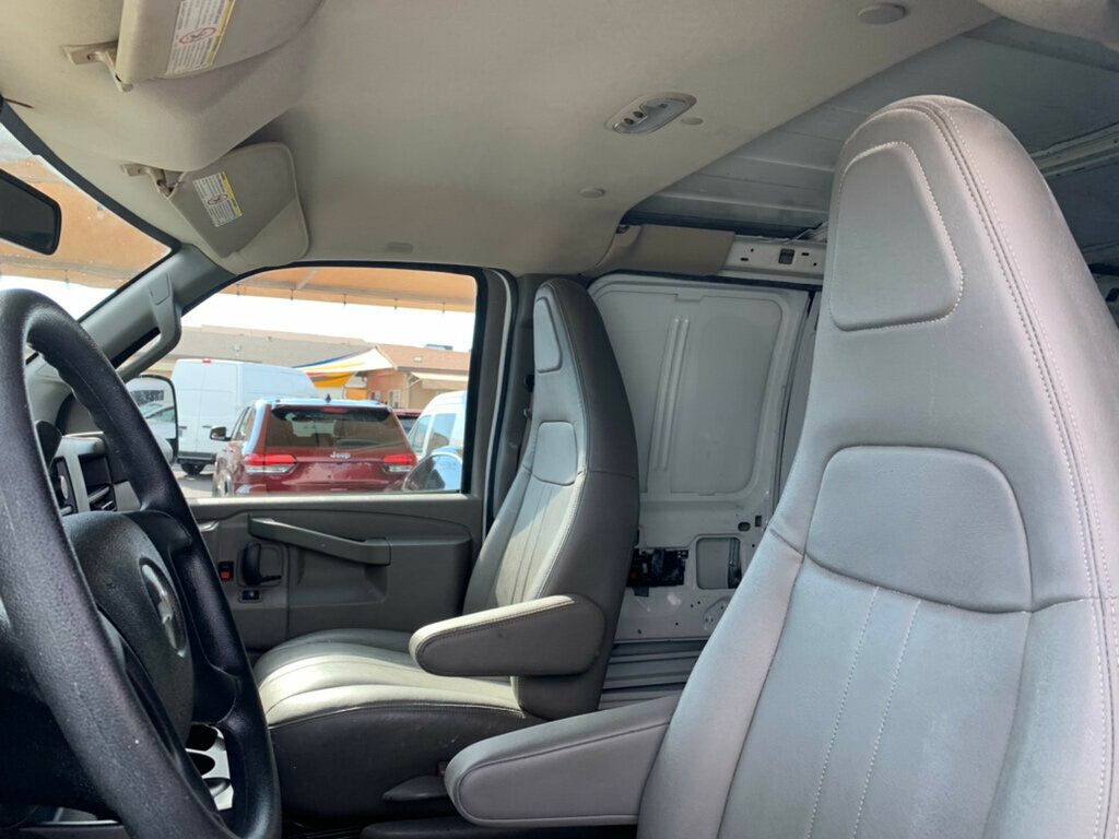 2018 Chevrolet Express Cargo Van 2500 photo 9