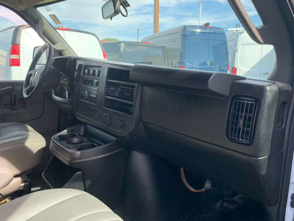 2018 Chevrolet Express Cargo Van 2500 photo 13
