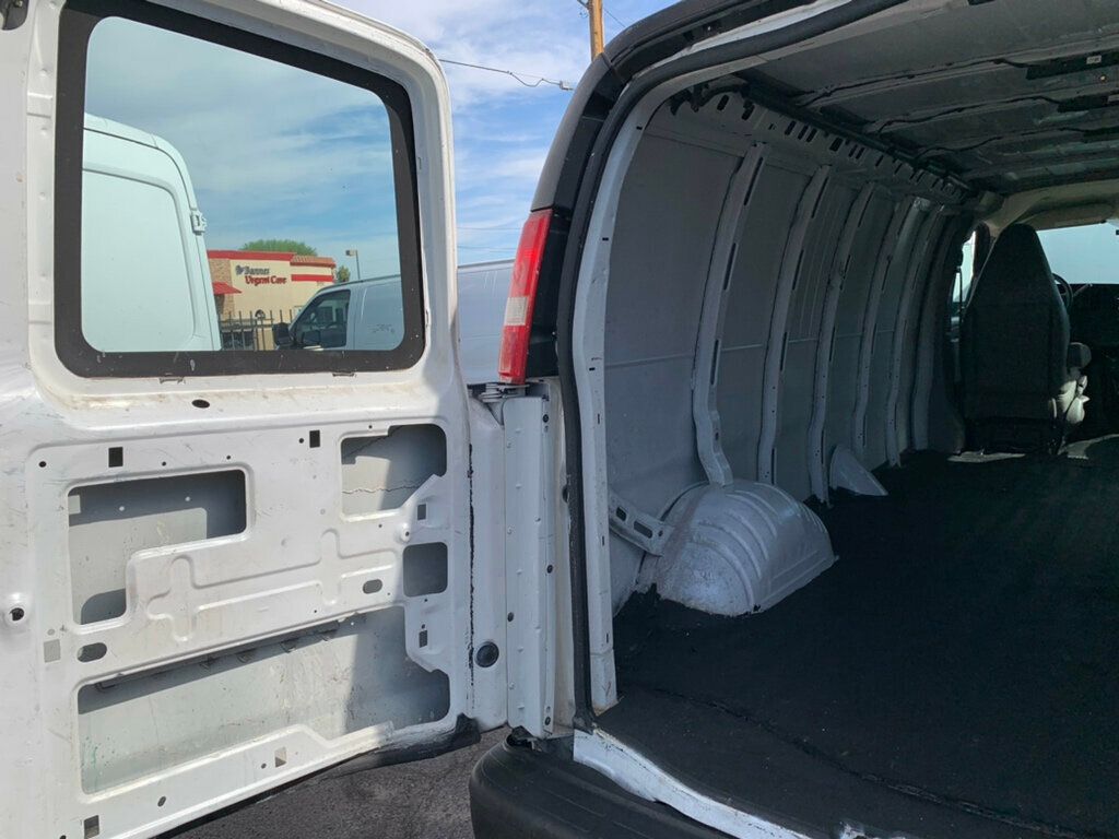 2018 Chevrolet Express Cargo Van 2500 photo 16