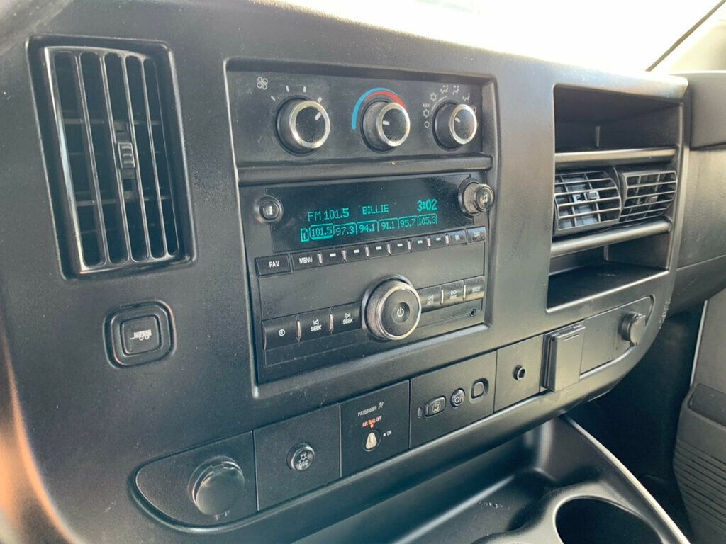 2018 Chevrolet Express Cargo Van 2500 photo 19