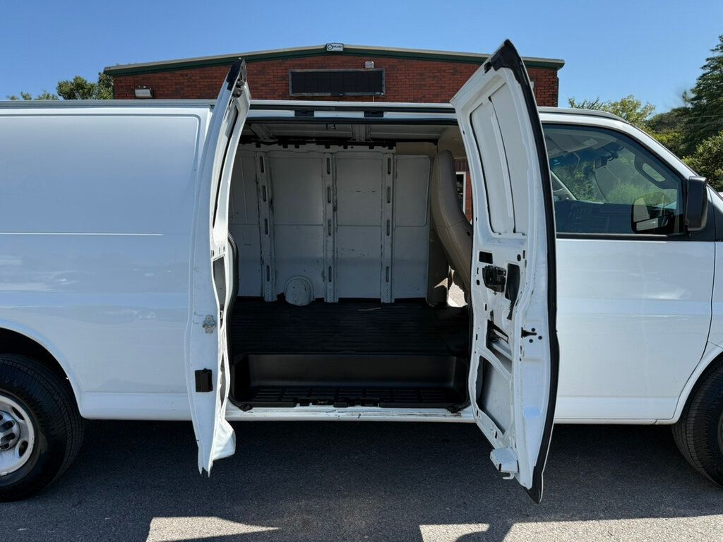 2018 Chevrolet Express Cargo Van RWD 2500 155" - 22908445 - 14