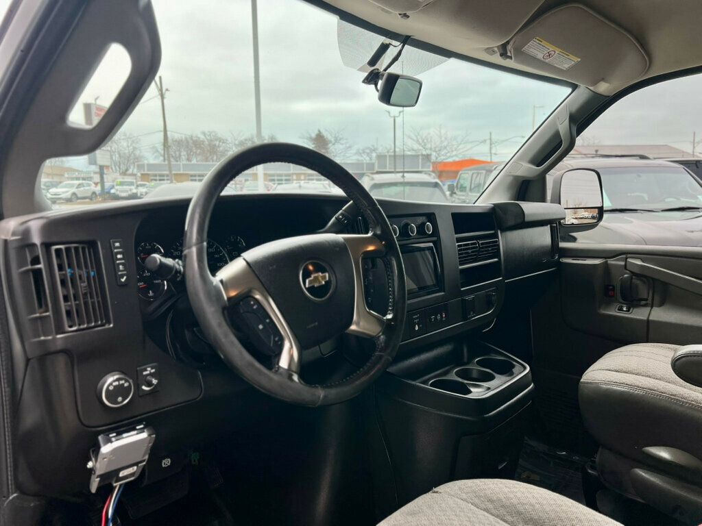 2018 Chevrolet Express Cargo Van RWD 2500 155" - 22983091 - 12