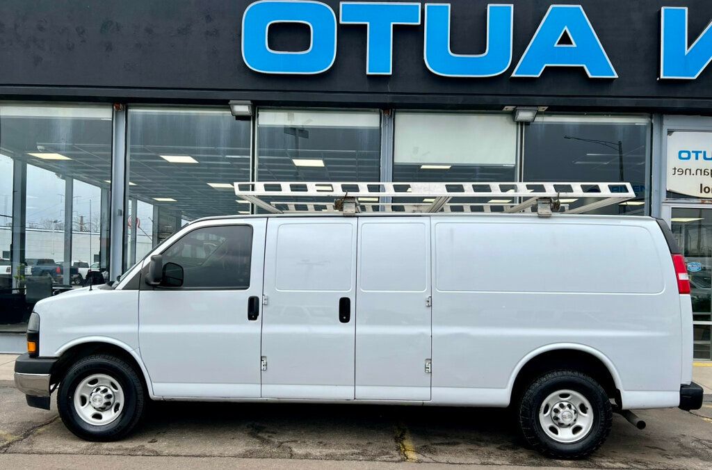 2018 Chevrolet Express Cargo Van RWD 2500 155" - 22983091 - 26