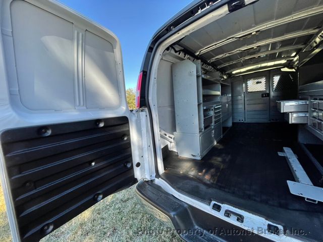 2018 Chevrolet Express Cargo Van RWD 2500 155" - 22344786 - 33