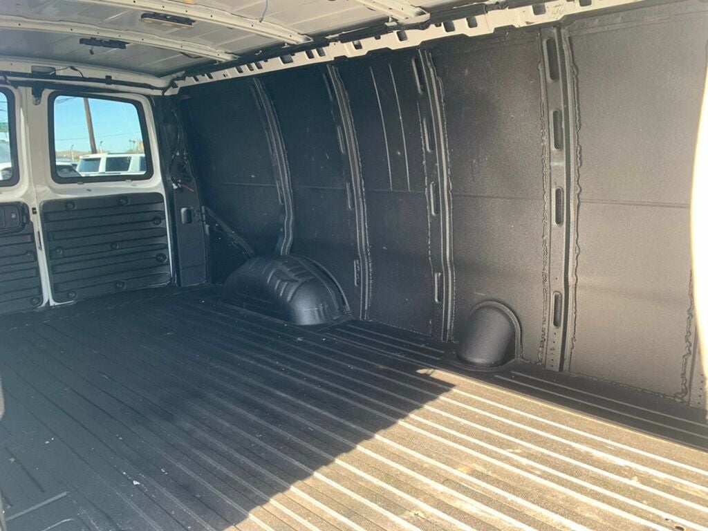 2018 Chevrolet Express Cargo Van RWD 2500 155" V8 Low miles 1-Owner - 23035900 - 10