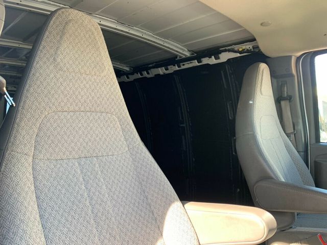 2018 Chevrolet Express Cargo Van RWD 2500 155" V8 Low miles 1-Owner - 23035900 - 29