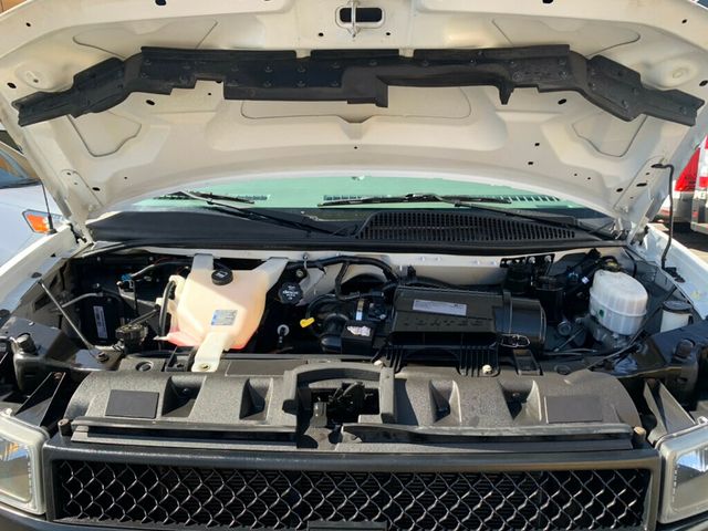 2018 Chevrolet Express Cargo Van RWD 2500 155" V8 Low miles 1-Owner - 23035900 - 34