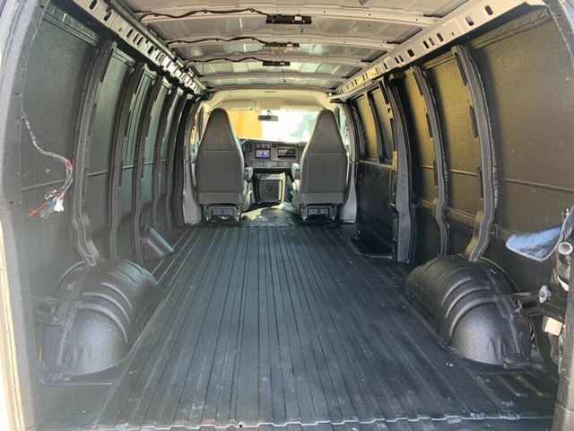 2018 Chevrolet Express Cargo Van RWD 2500 155" V8 Low miles 1-Owner - 23035900 - 4
