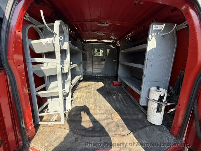 2018 Chevrolet Express Cargo Van RWD 3500 135" - 23074077 - 22
