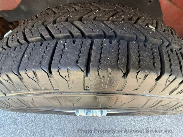 2018 Chevrolet Express Cargo Van RWD 3500 135" - 23074077 - 26