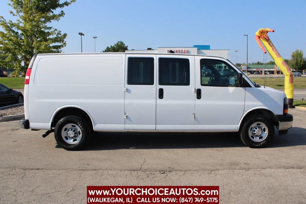 2018 Chevrolet Express Cargo Van RWD 3500 155" - 22573853 - 3