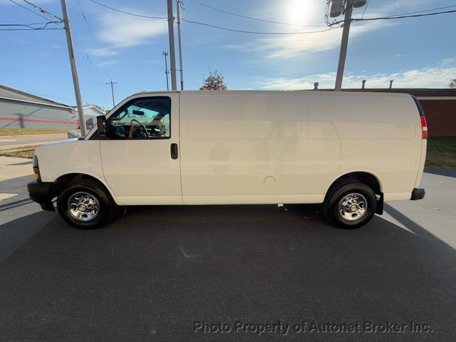 2018 Chevrolet Express Cargo Van RWD 3500 155" - 22947460 - 4