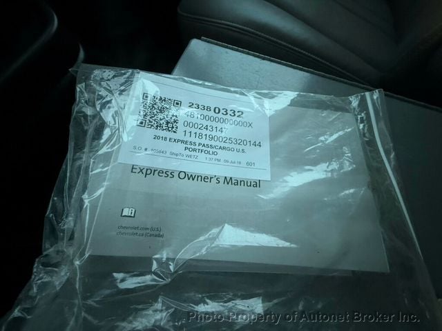 2018 Chevrolet Express Cargo Van RWD 3500 155" - 22957822 - 27