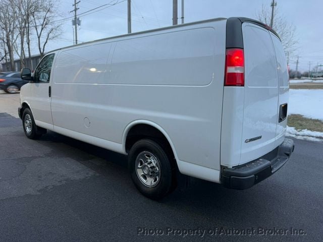 2018 Chevrolet Express Cargo Van RWD 3500 155" - 22957822 - 5