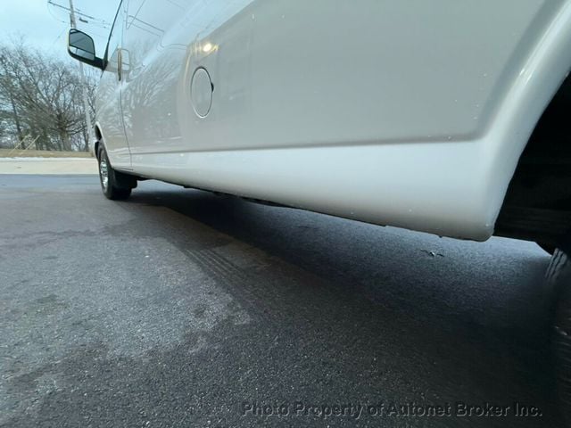 2018 Chevrolet Express Cargo Van RWD 3500 155" - 22957822 - 8