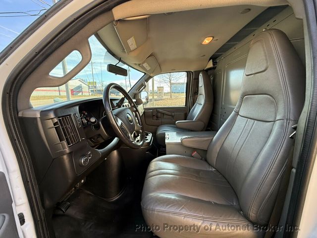 2018 Chevrolet Express Cargo Van RWD 3500 155" - 22968575 - 11