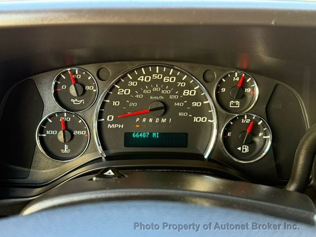 2018 Chevrolet Express Cargo Van RWD 3500 155" - 22968575 - 15