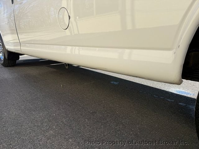 2018 Chevrolet Express Cargo Van RWD 3500 155" - 22974967 - 8