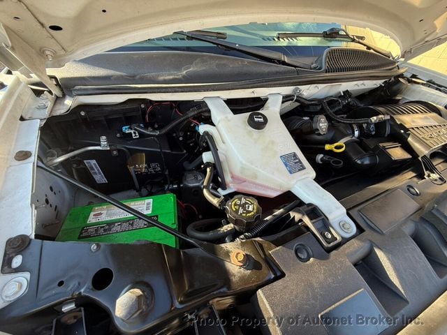 2018 Chevrolet Express Cargo Van RWD 3500 155" - 22975069 - 24