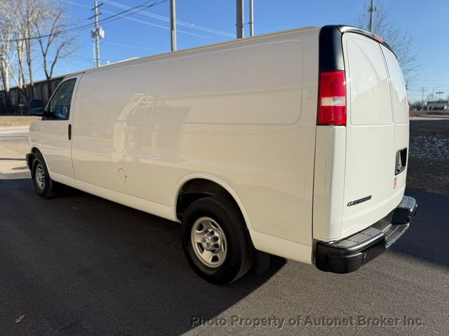 2018 Chevrolet Express Cargo Van RWD 3500 155" - 22975069 - 4