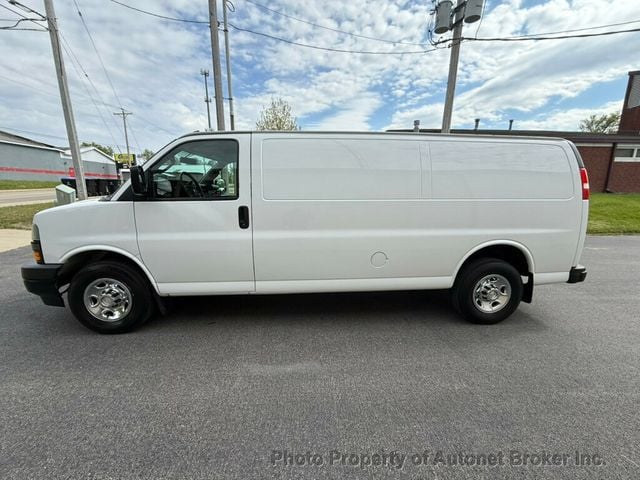 2018 Chevrolet Express Cargo Van RWD 3500 155" - 23021215 - 5