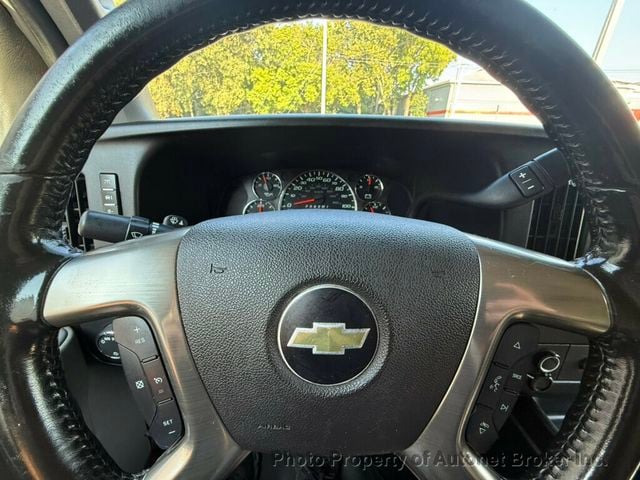 2018 Chevrolet Express Cargo Van RWD 3500 155" - 23072141 - 13