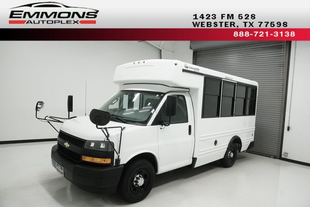 2018 Chevrolet Express Commercial Cutaway 3500 Van 139" - 23029462 - 0