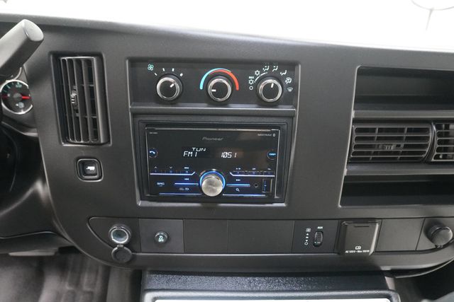 2018 Chevrolet Express Commercial Cutaway 3500 Van 139" - 23029462 - 12
