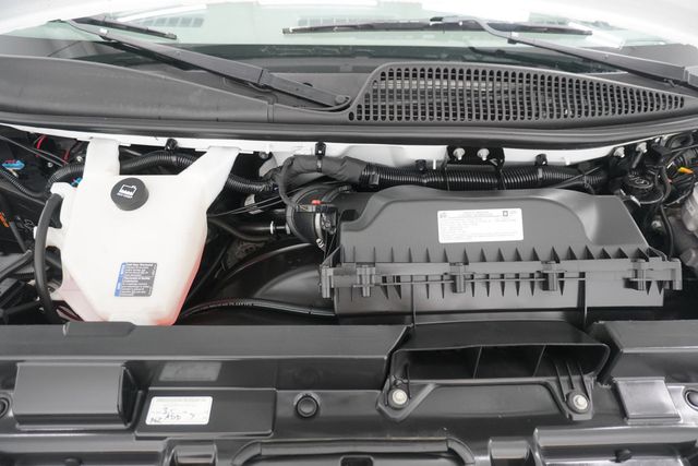 2018 Chevrolet Express Commercial Cutaway 3500 Van 139" - 23029462 - 22