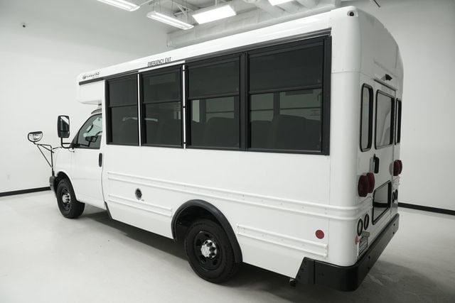 2018 Chevrolet Express Commercial Cutaway 3500 Van 139" - 23029462 - 3
