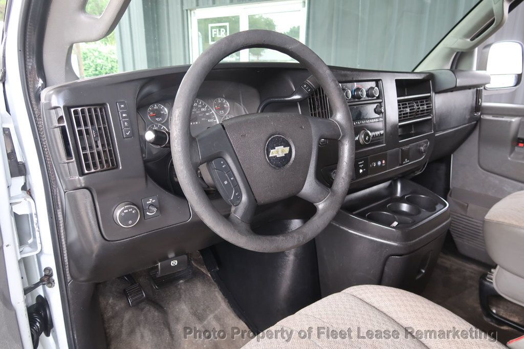 2018 Chevrolet Express Passenger Express 3500 15 Pass Van 155" WB - 23056604 - 9
