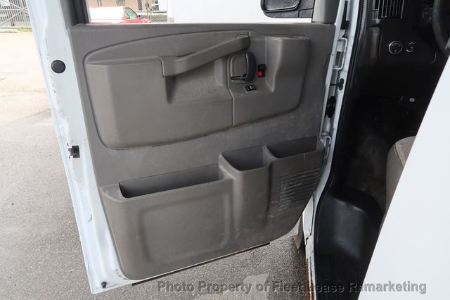 2018 Chevrolet Express Passenger Express 3500 15 Pass Van 155" WB - 23056604 - 12