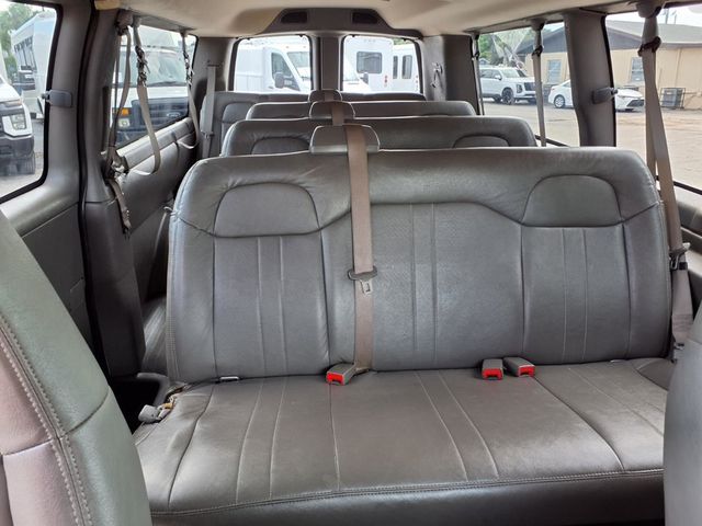 2018 Chevrolet Express Passenger RWD 3500 155" LS - 23089483 - 14