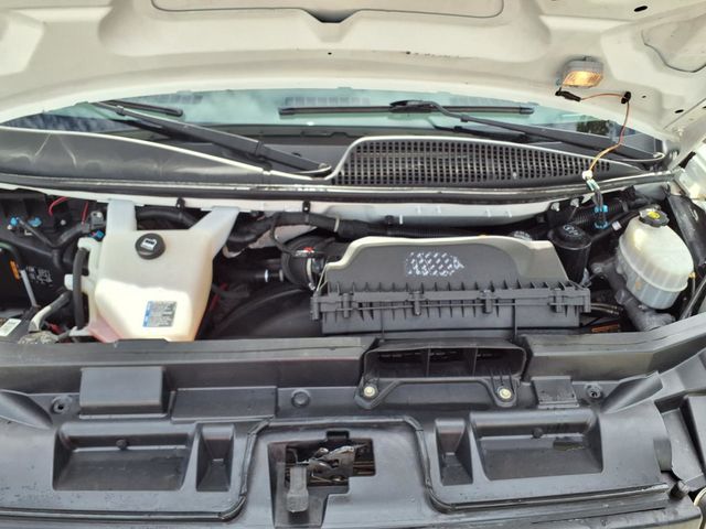 2018 Chevrolet Express Passenger RWD 3500 155" LS - 23089483 - 24