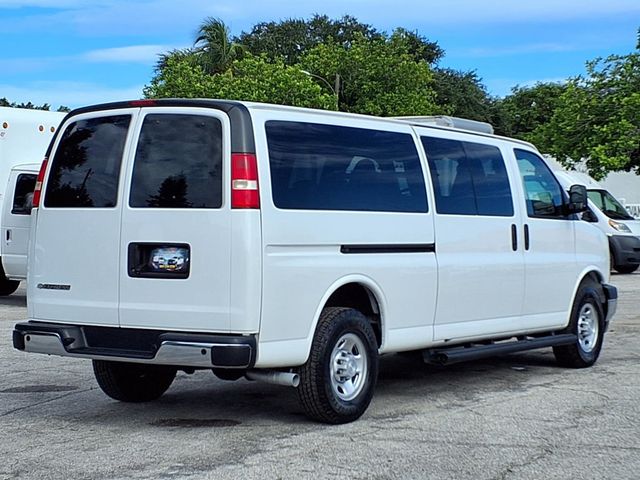 2018 Chevrolet Express Passenger RWD 3500 155" LS - 23089483 - 2