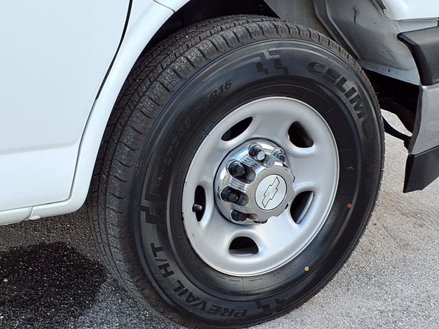 2018 Chevrolet Express Passenger RWD 3500 155" LT - 22901395 - 37