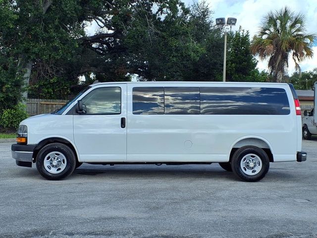 2018 Chevrolet Express Passenger RWD 3500 155" LT - 22901395 - 7