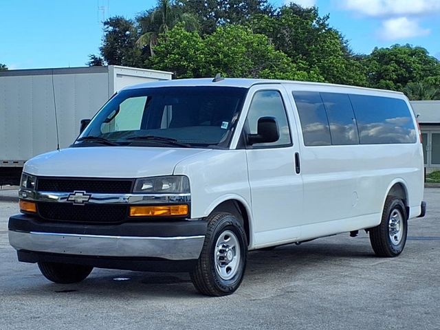 2018 Chevrolet Express Passenger RWD 3500 155" LT - 22901395 - 8