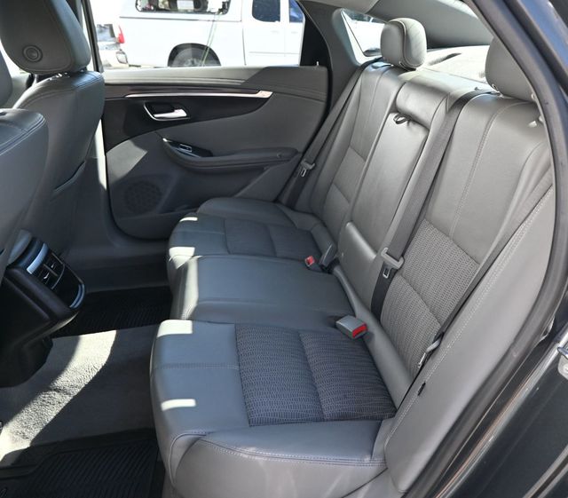 2018 Chevrolet Impala 4dr Sedan LT w/1LT - 22979021 - 14