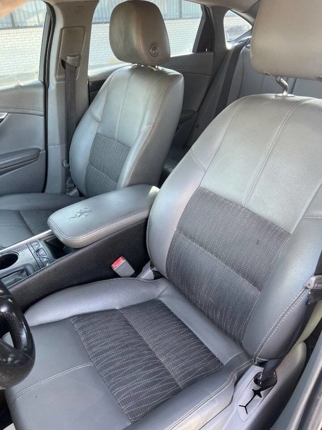 2018 Chevrolet Impala 4dr Sedan LT w/1LT - 23030923 - 9